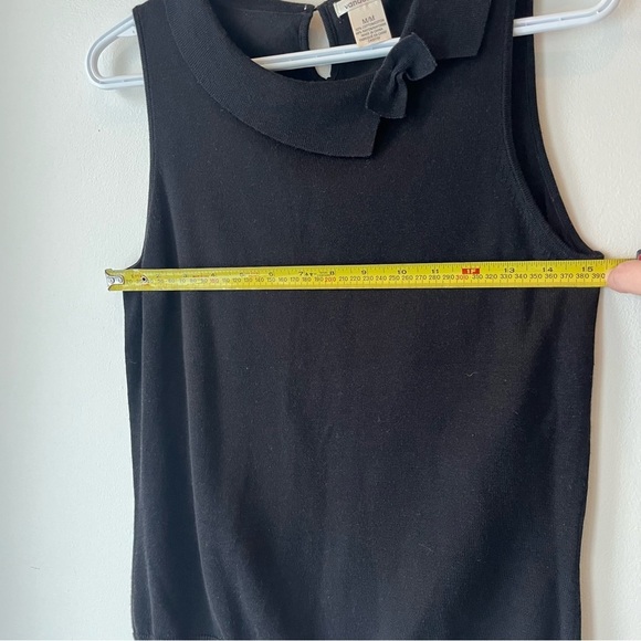 Gloria Vanderbilt Black Sleeveless Knit Top Bow Collar Retro Mod Minimalist - Picture 4 of 7